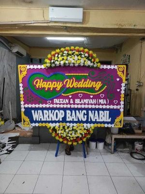 Papan Bunga di Keburusan Pituruh