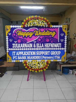 Papan Bunga di Keburusan Pituruh